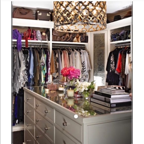 🎉🌸🎁 HOT HOT MYSTERY BOX EXCELLENT GOOD QUALITY - Picture 2 of 2